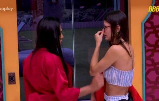 Imagem principal do artigo BBB 25: Gracyanne se arrepende de expor Aline e Thamiris: “Não deveria”