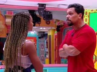 Imagem principal do artigo BBB 25: Aline e Vinícius divergem sobre voto em Thamiris: "Não é questão de ser óbvio"