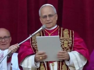 Imagem da notícia Qual é o salário do Papa Leão XIV? Líder religioso tem direito a remuneração do Vaticano