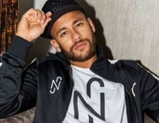 Imagem da notícia Idênticos? Sósia de Neymar gasta valor astronômico com procedimento estético no nariz: “Ficar mais parecido”
