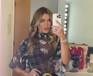Imagem da notícia Após pedido de indiciamento, Virginia aparece com suposta alfinetada: “Quem tenta te atrasar, te promove”