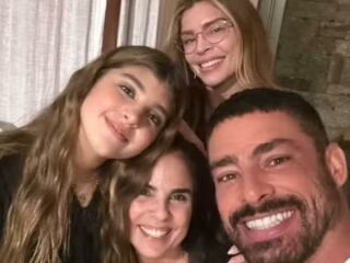 Imagem da notícia Grazi Massafera e Cauã Reymond se reúnem para aniversário da filha e encantam a web: "Maturidade"