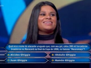 Imagem da notícia Mulher erra pergunta de 1 milhão no Domingão com Huck e leva meio milhão para casa