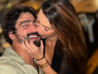 Imagem da notícia Thaila Ayala se apaixonou por Renato Góes após primeira noite de amor