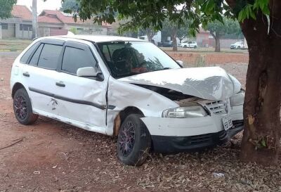 Imagem da notícia Acidente entre carros deixa três feridas em São Gabriel do Oeste