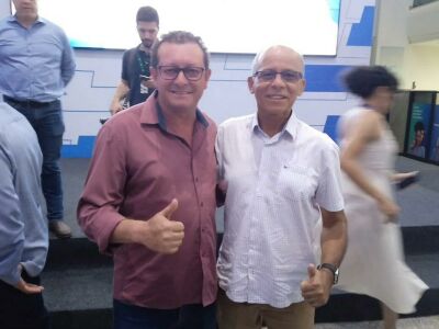 Imagem da notícia Prefeito de Alcinópolis Dalmy Crisóstomo marca presença em evento para redução de impostos