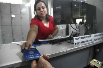 Imagem da notícia Funtrab oferece vagas de emprego em Chapadão do Sul e Cassilândia; confira