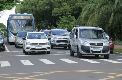 Imagem da notícia Licenciamento de veículos com placas finais 4 e 5 vence no fim de junho em MS