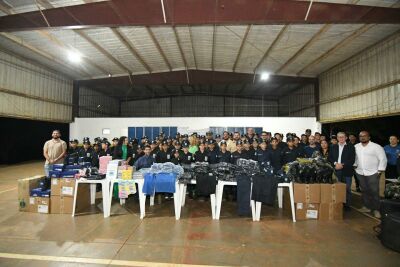 Imagem da notícia Patrulha Mirim realiza solenidade de entrega de fardas e graduação de alunos em Sonora