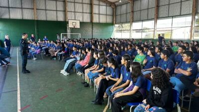 Imagem da notícia Polícia Militar leva palestras sobre prevenção à exploração sexual a mil alunos em escola de São Gabriel do Oeste