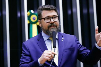 Imagem da notícia Deputado Marcos Pollon é acusado de usar recursos do Pró-armas para beneficiar a própria família