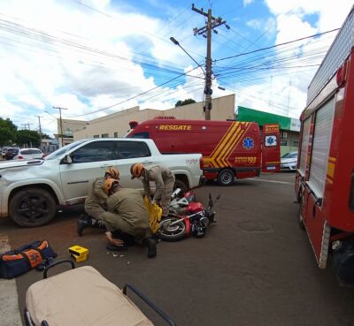 Imagem da notícia Corpo de Bombeiros atende acidente entre moto e carro na região central de Chapadão do Sul