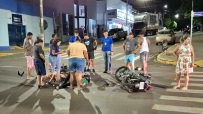 Imagem da notícia Duas mulheres ficam feridas em batida entre motos em cruzamento de Camapuã