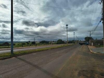 Imagem da notícia Chuva e alerta marcam a terça-feira em Costa Rica e Chapadão do Sul