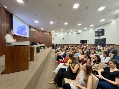 Imagem da notícia “Não toleraremos violência”, reforça juíza Bruna Taffarelo em evento de emponderamento feminino em Chapadão do Sul
