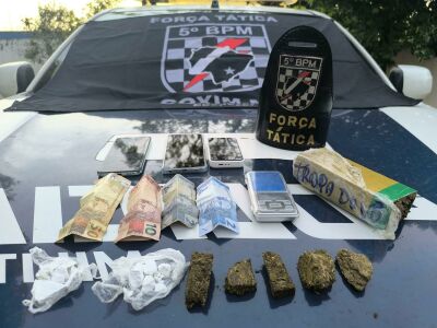 Imagem da notícia Homem é preso com mais de meio quilo de maconha e porções de cocaína em Nova Coxim