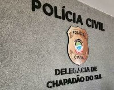 Imagem da notícia Mulher agride ex e atual companheira dele durante entrega da filha, em Chapadão do Sul