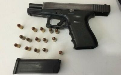 Imagem da notícia Homem é baleado acidentalmente no abdômen durante limpeza de arma em fazenda de Bandeirantes