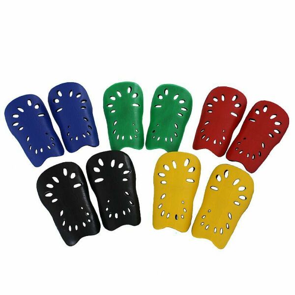 Imagem do produto Caneleira de Proteção Basic Para Campo Futsal e Society