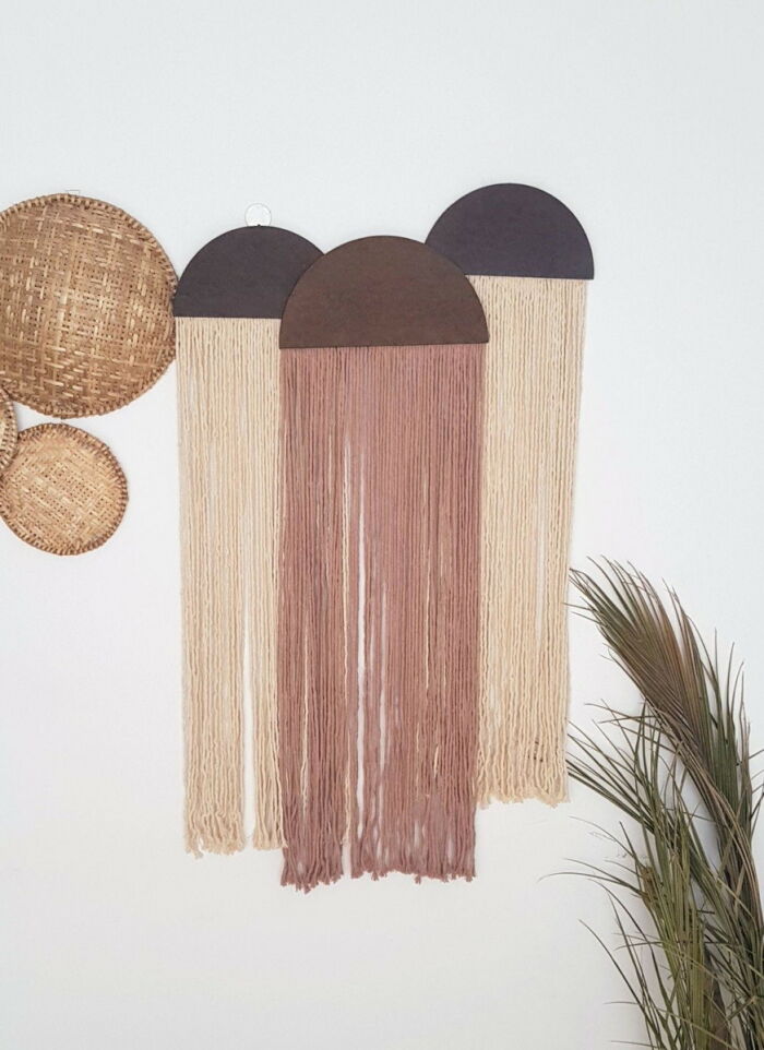 Imagem de https://cdn.interago.com.br/img/jpg/w_0_q_8/111/mc/PRODUTOS/Paineis Meia Lua/painel-meia-lua-macrame-pronta-entrega-painel-macrame