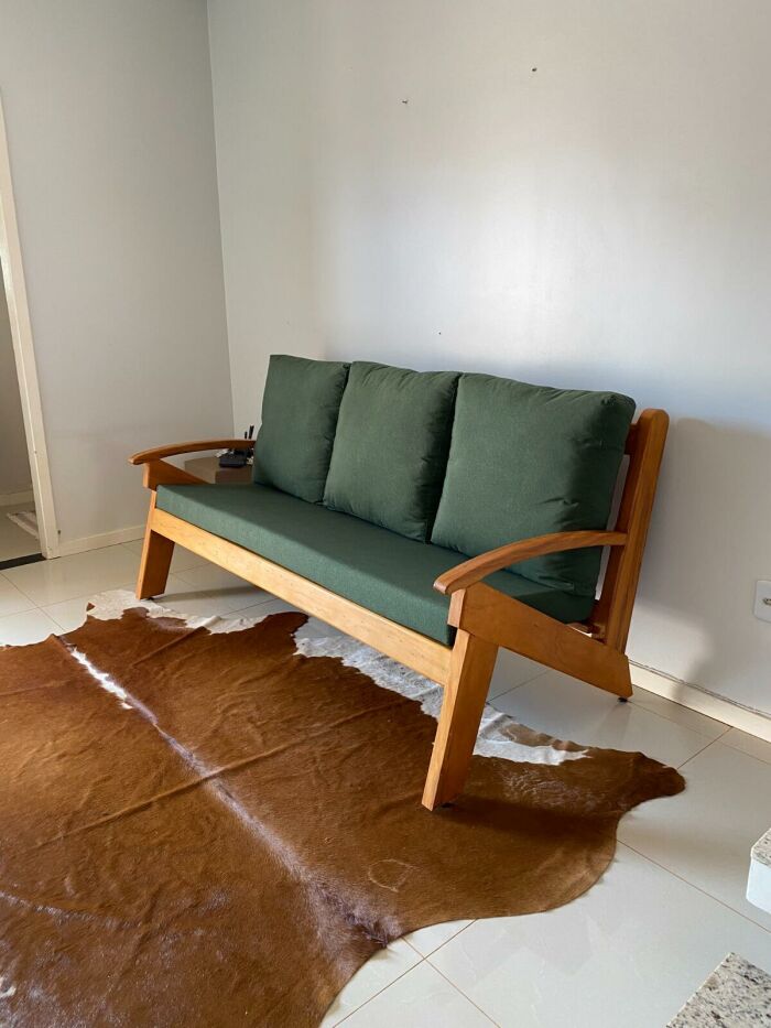 Imagem de https://cdn.interago.com.br/img/jpg/w_0_q_8/17/mc/Conjunto de sofa/Jogo de Sofá Alabama