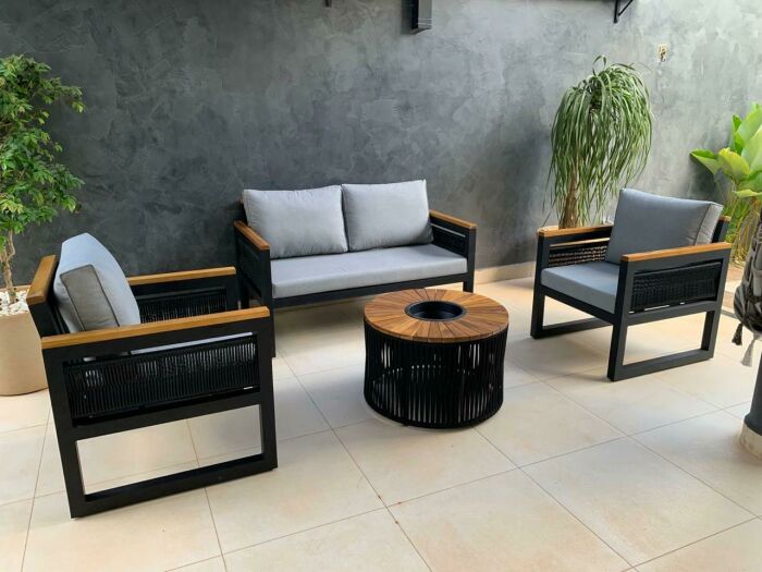 Imagem de https://cdn.interago.com.br/img/jpg/w_0_q_8/17/mc/Conjunto de sofa/Jogo de Sofá Paris Preto