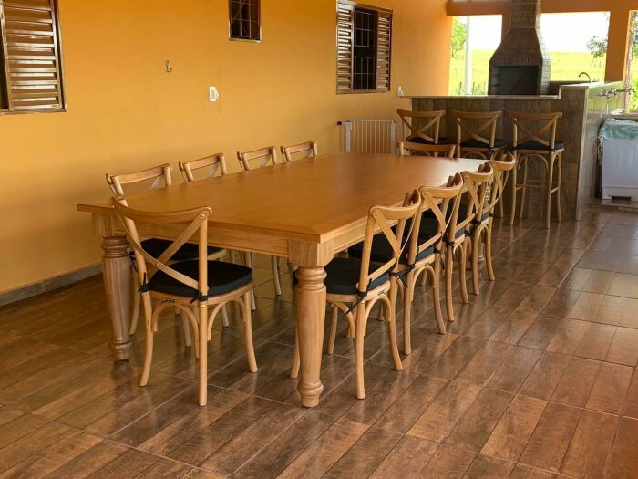 Imagem de https://cdn.interago.com.br/img/jpg/w_0_q_8/17/mc/Mesas/Mesa Retangular 294x120cm Jequitibá Pé Torneado