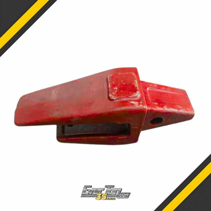 Imagem de https://cdn.interago.com.br/img/jpg/w_0_q_8/239/mc//Adaptador-Dente-61NA-31320-Escavadeira-Hyundai-R360