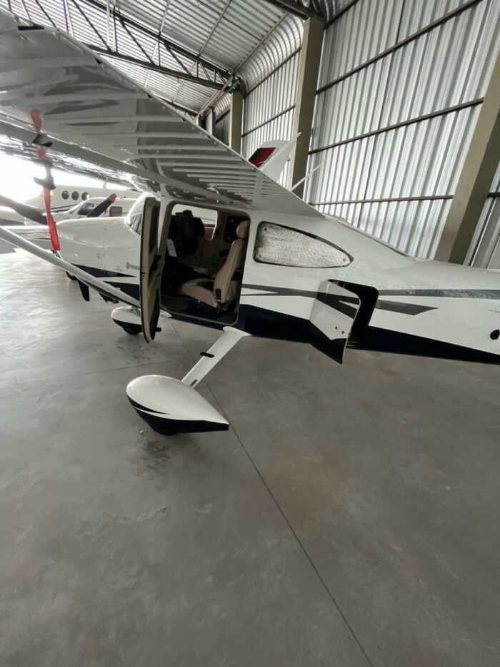 Imagem de https://cdn.interago.com.br/img/jpg/w_0_q_8/375/mc/CESSNA T182T SKYLANE/Imagem do WhatsApp de 2024-12-03 às 14.03.03_a0bf1dd1