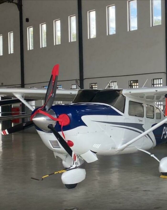 Imagem de https://cdn.interago.com.br/img/jpg/w_0_q_8/375/mc/Cesna C206/Imagem do WhatsApp de 2025-10-22 às 090124_8ebd60cf