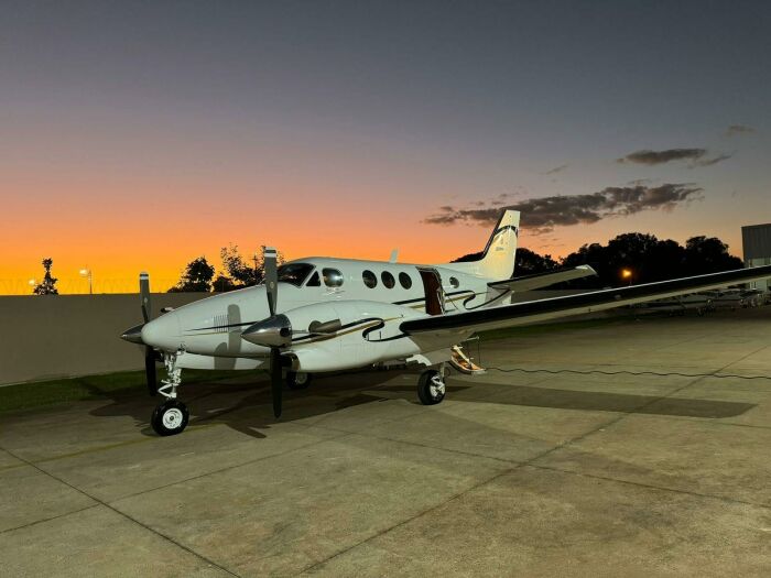 Imagem de https://cdn.interago.com.br/img/jpg/w_0_q_8/375/mc/King Air C90 GTI/Imagem do WhatsApp de 2024-11-15 às 13.37.09_fc2da211