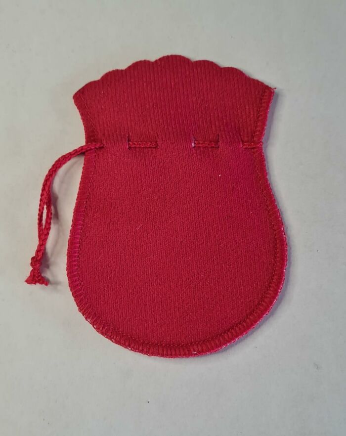 Imagem de Saquinho de Suede Vermelho 300 - G ( 9 x 12 ) PCT c/ 10