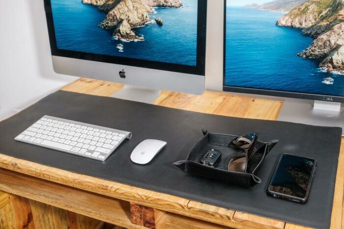 Imagem de DESK PAD EM COURO PRETO