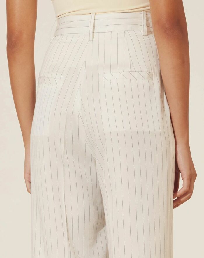 Imagem de Calça Sidney Branca Amissima