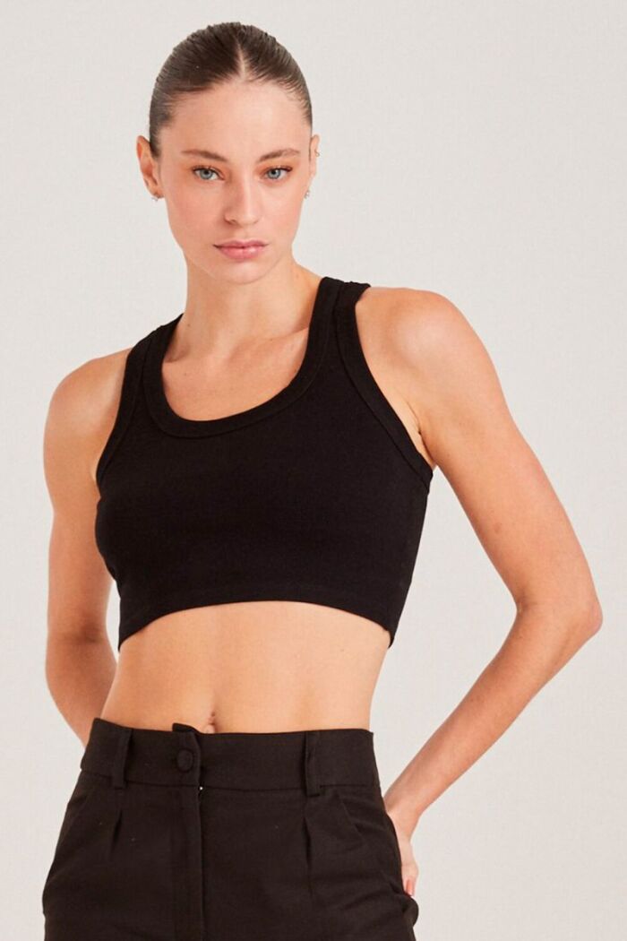 Imagem de Cropped Nadador Canelado Preto Zen