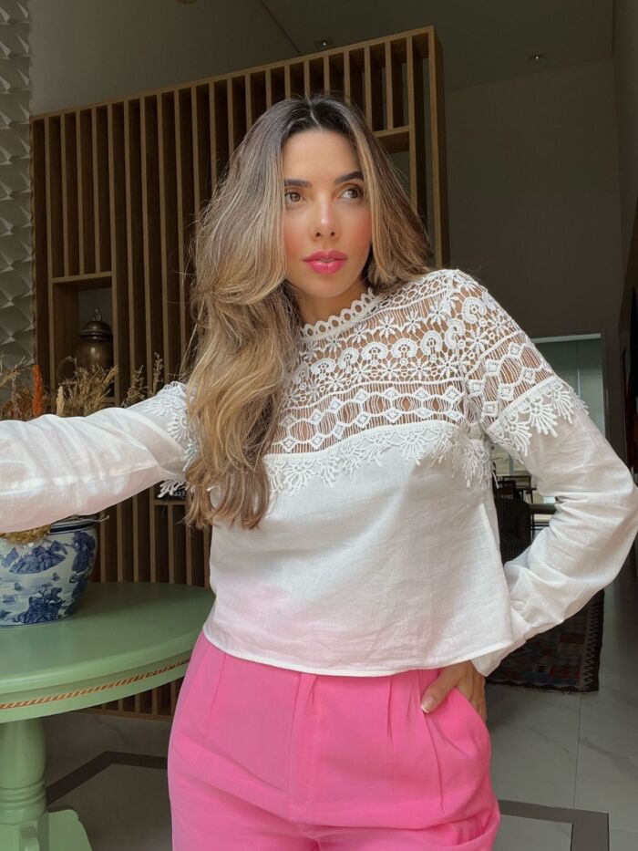 Imagem de Blusa Renda Berta Olívia