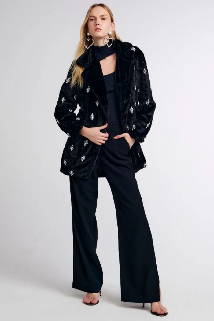 Imagem de Casaco Karina Preto Le BLog