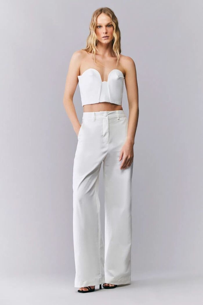 Imagem de Cropped Tomara que Caia Decote Coração Profundo Off White Zen