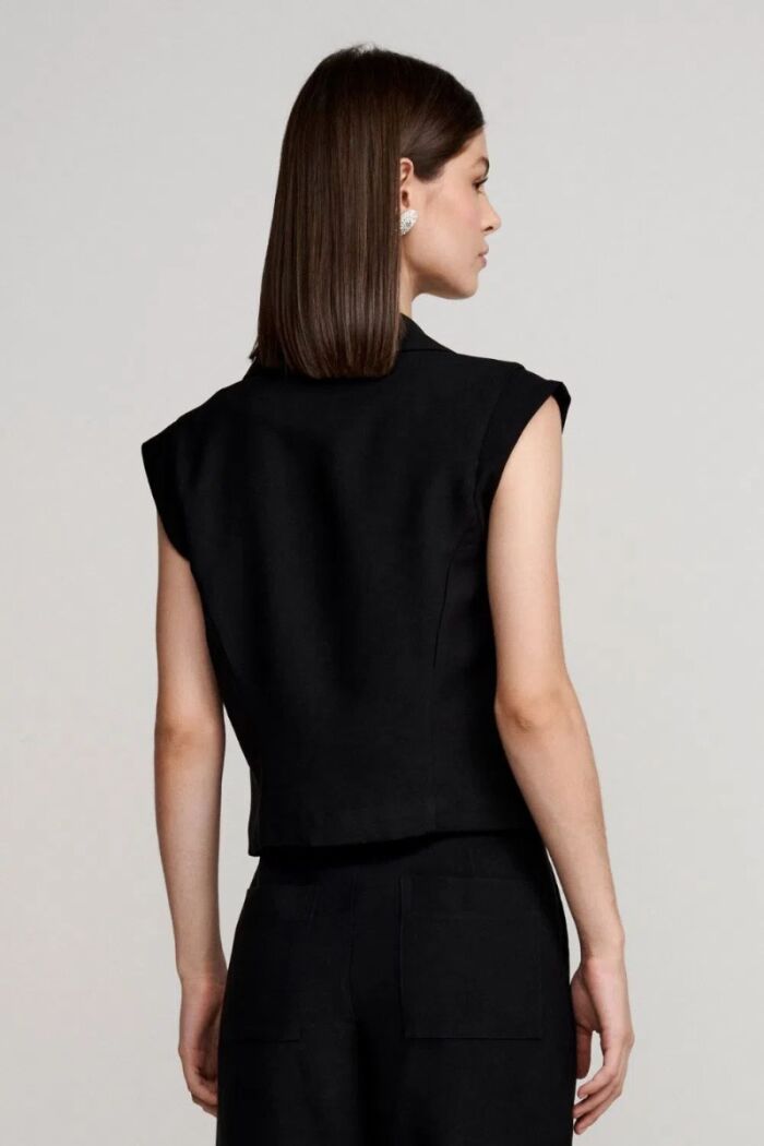 Imagem de Colete Giulia Preto Le Blog