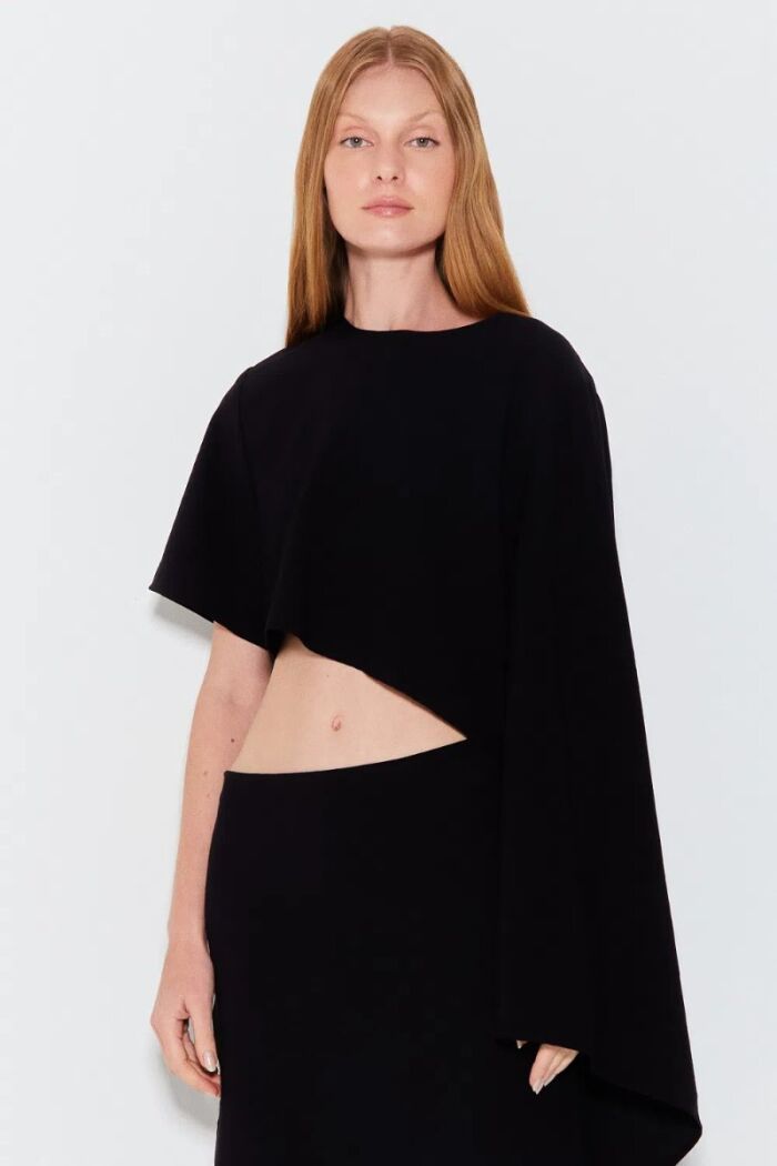 Imagem de Cropped Manga Curta Assimétrica Zen