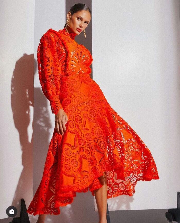 Imagem de Saia de Renda com Franja Laranja Zen