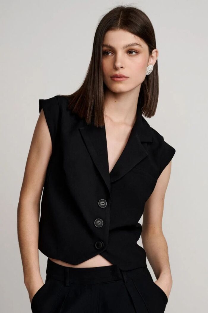 Imagem de Colete Giulia Preto Le Blog