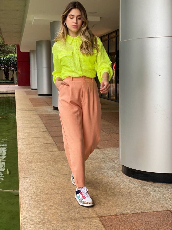 Imagem de Camisa Neon Lima Olívia