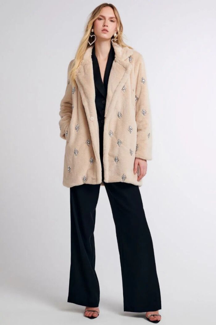Imagem de Casaco Karina Bege Le Blog
