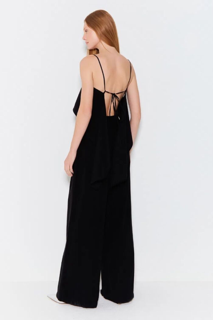 Imagem de Blusa De Alça Fina Com Abertura Nas Costas Preta Zen