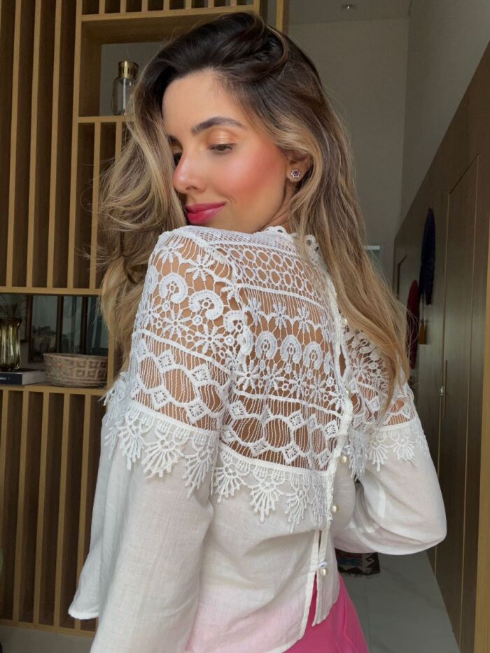 Imagem de Blusa Renda Berta Olívia
