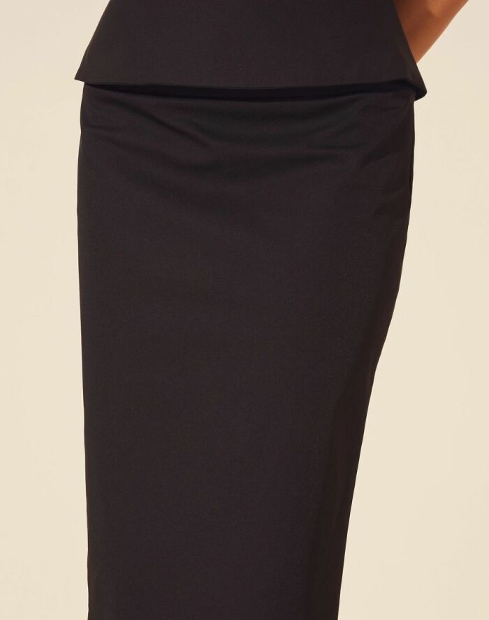 Imagem de Saia Blossom Preta Amissima