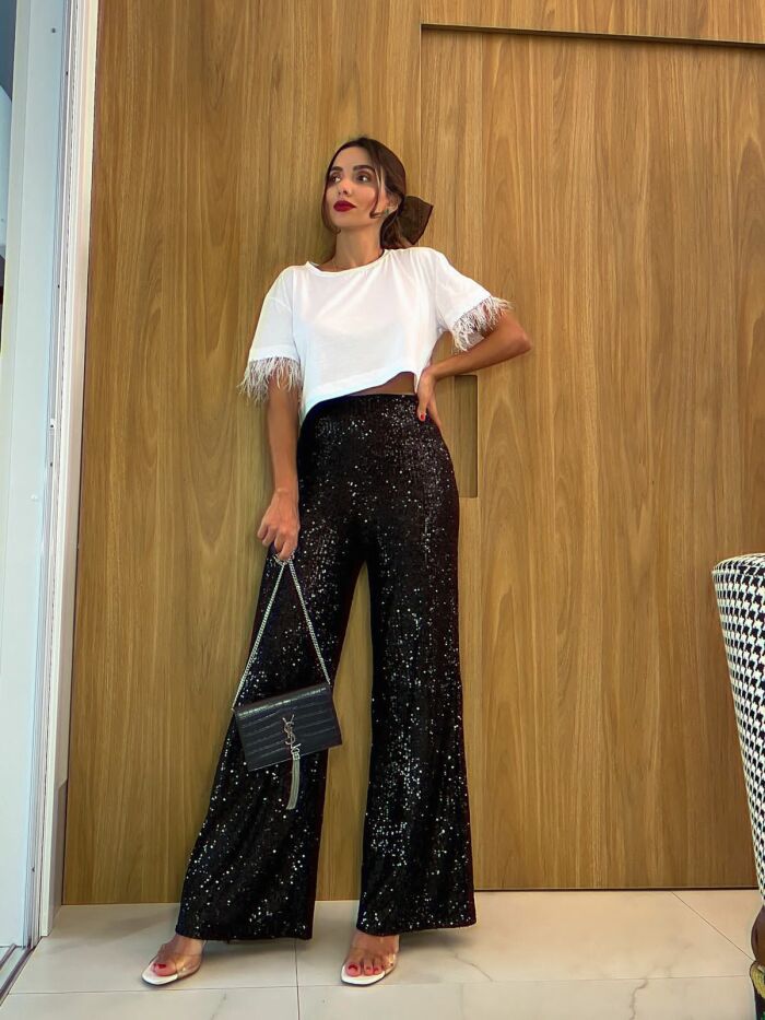 Imagem de Tee Plumas Olívia