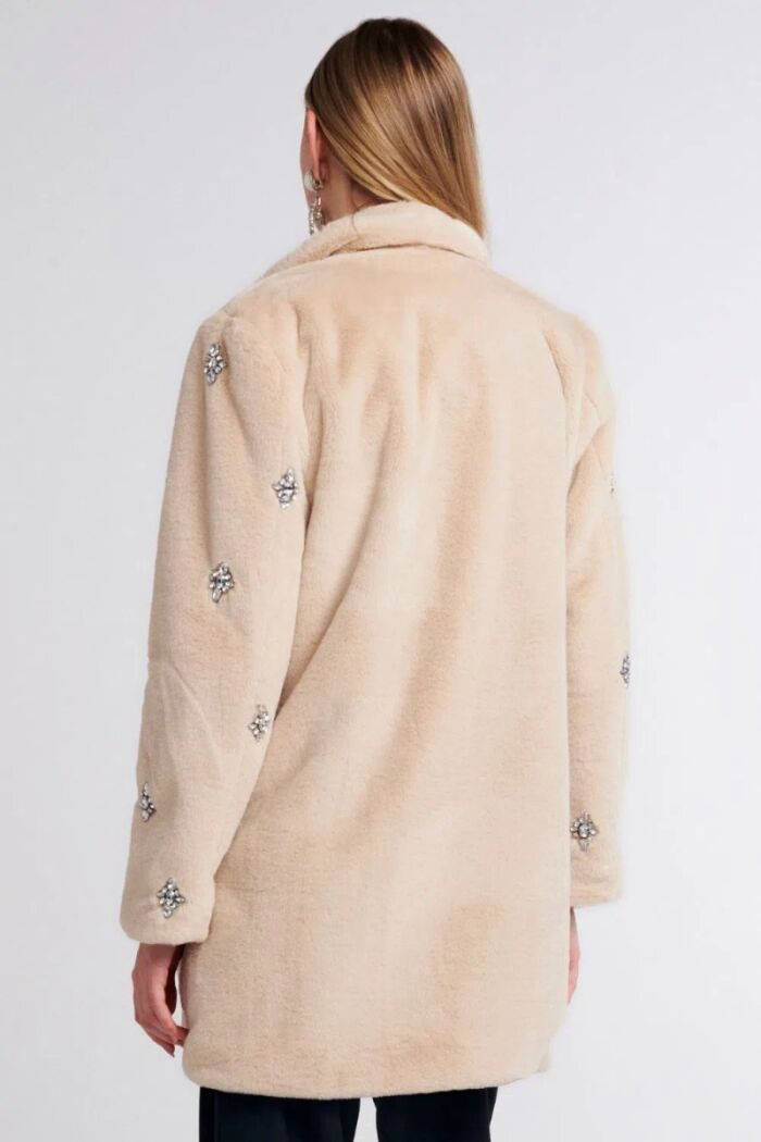 Imagem de Casaco Karina Bege Le Blog