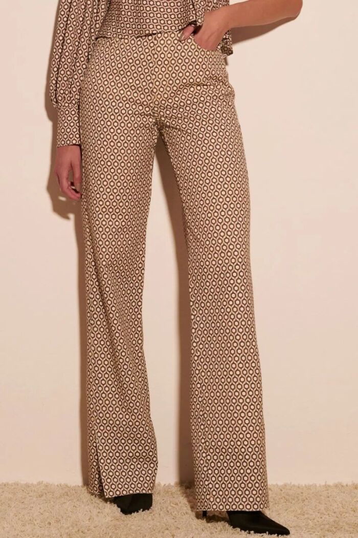 Imagem de Calça Rúbia Caqui Latte Le Blog